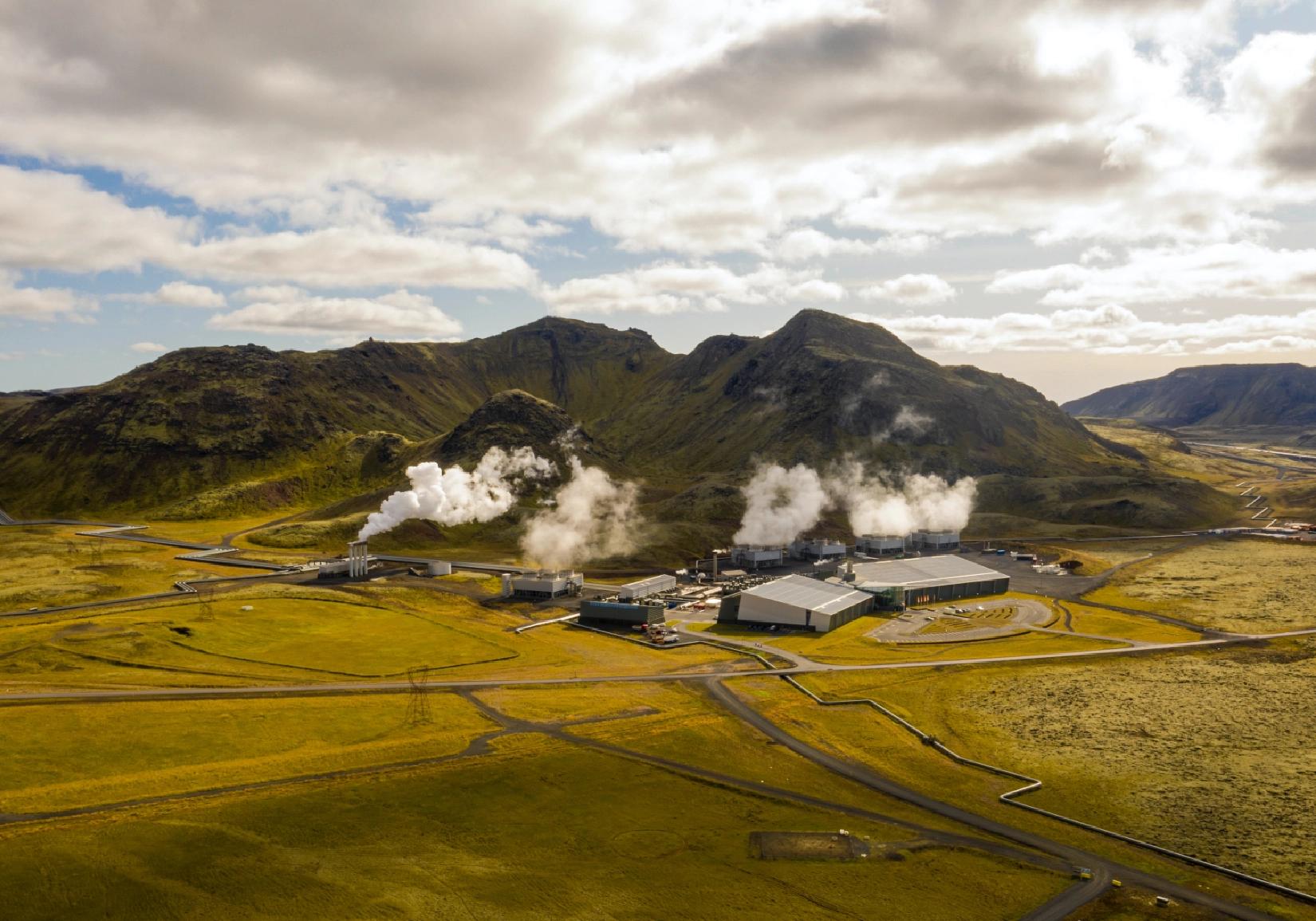 asset_media_TileImage_DE_StoryHeader_RadiTagFromWordPress_Geothermal